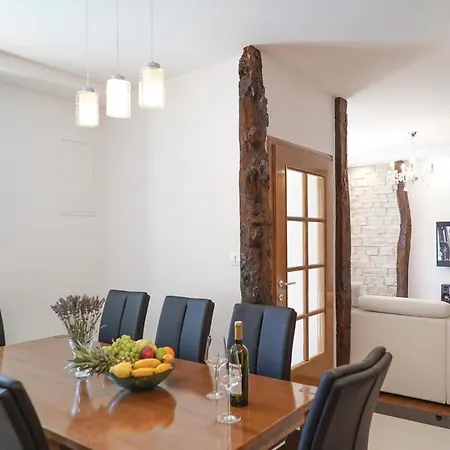 Holiday home 3 Bedroom Awesome In *